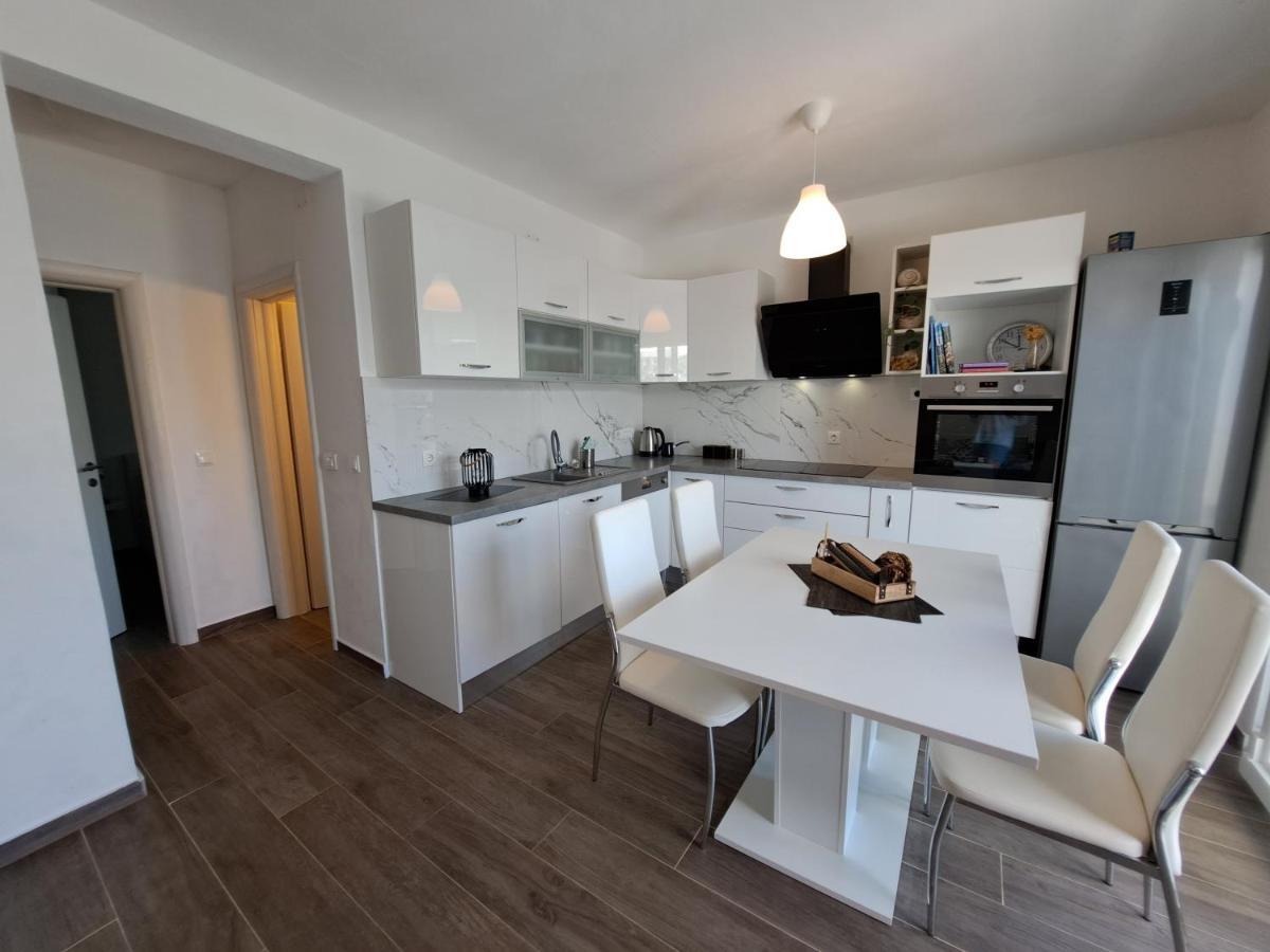 Apartman Portorus Lastovo Exterior photo